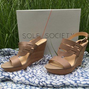 Sole Society Jenny Leather Wedge/Taupe, 7M
